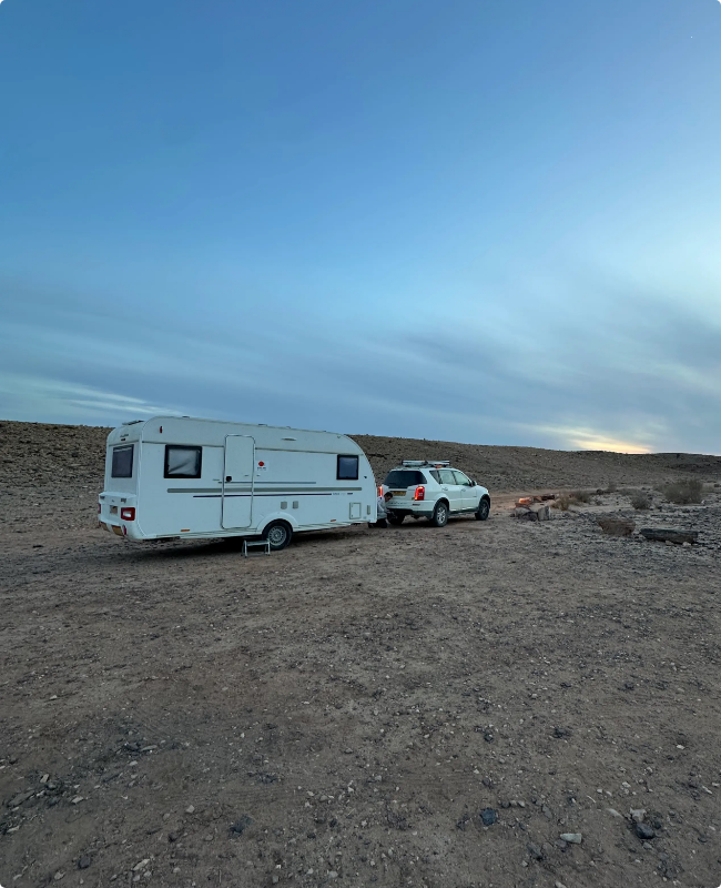 caravan-self-towing-desert copy